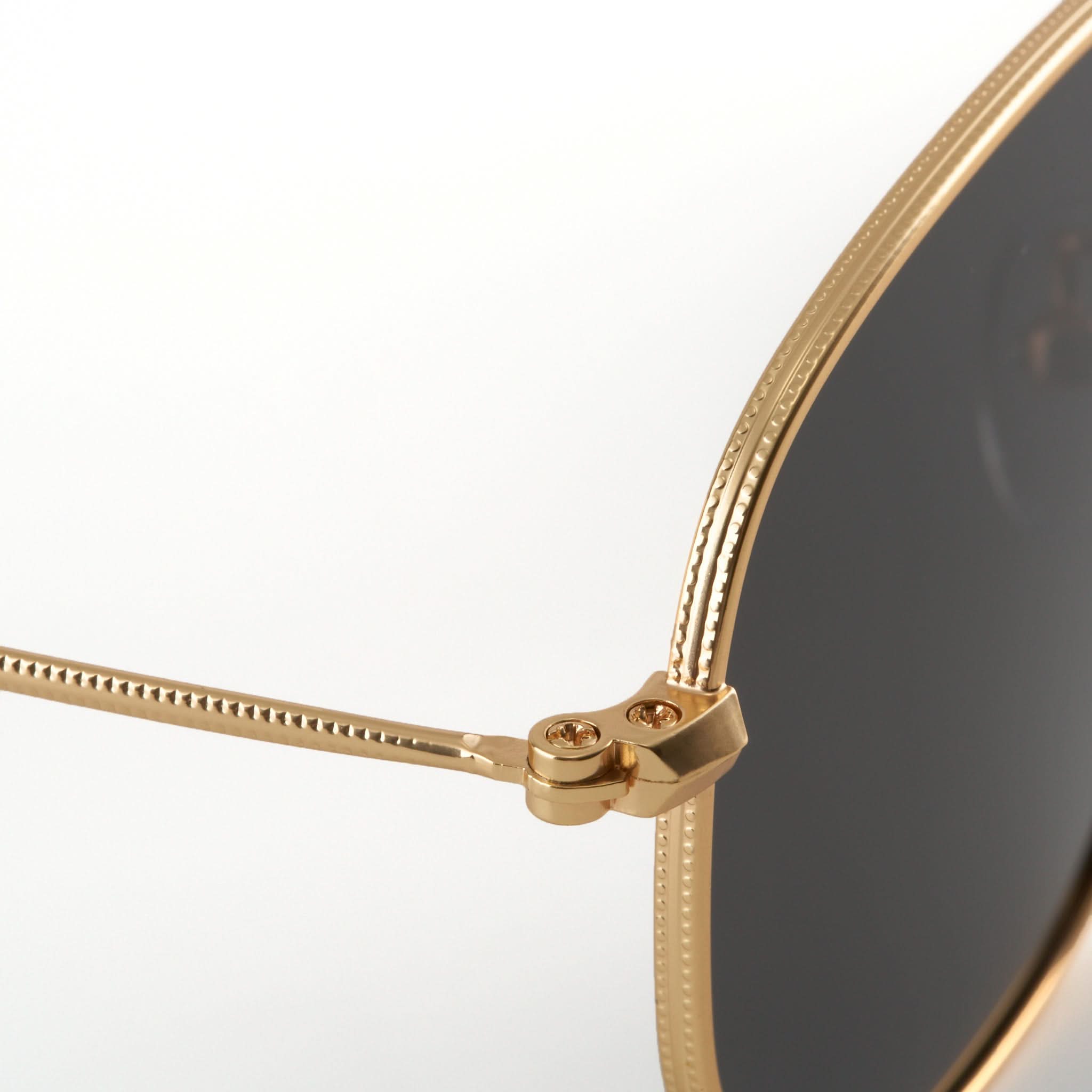 Vékony polarizált napszemüveg