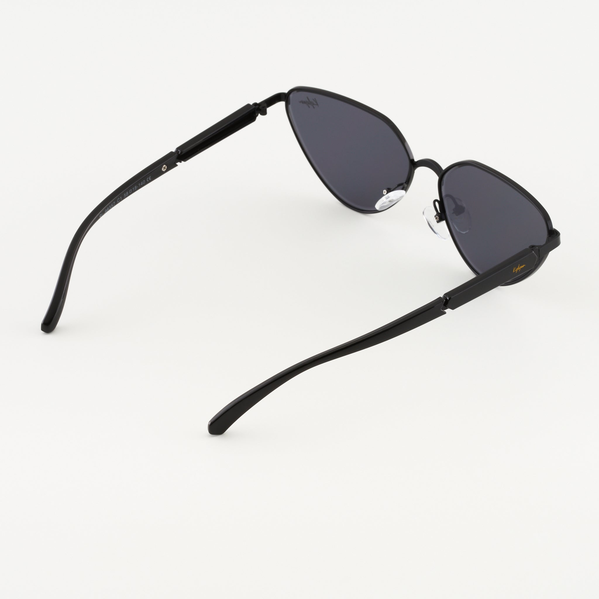 Aira Black napszemüveg