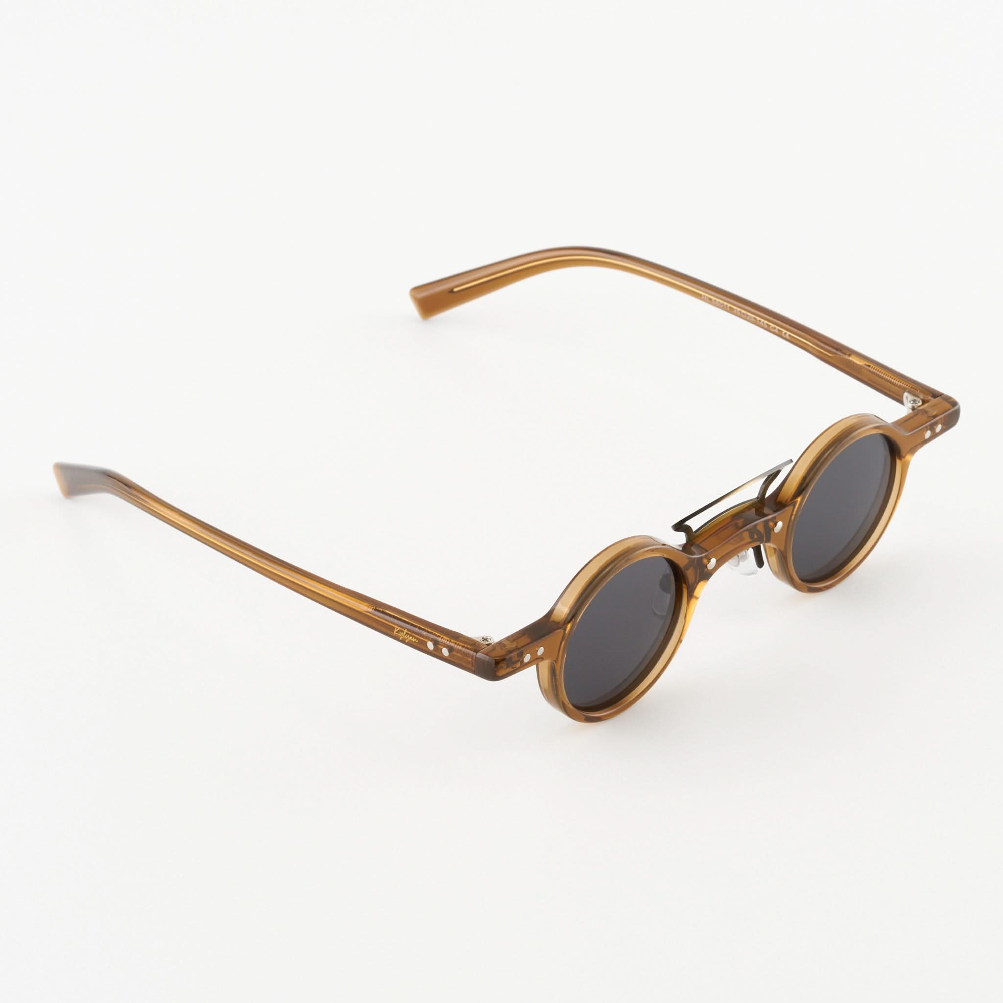 Hari Lux napszemüveg