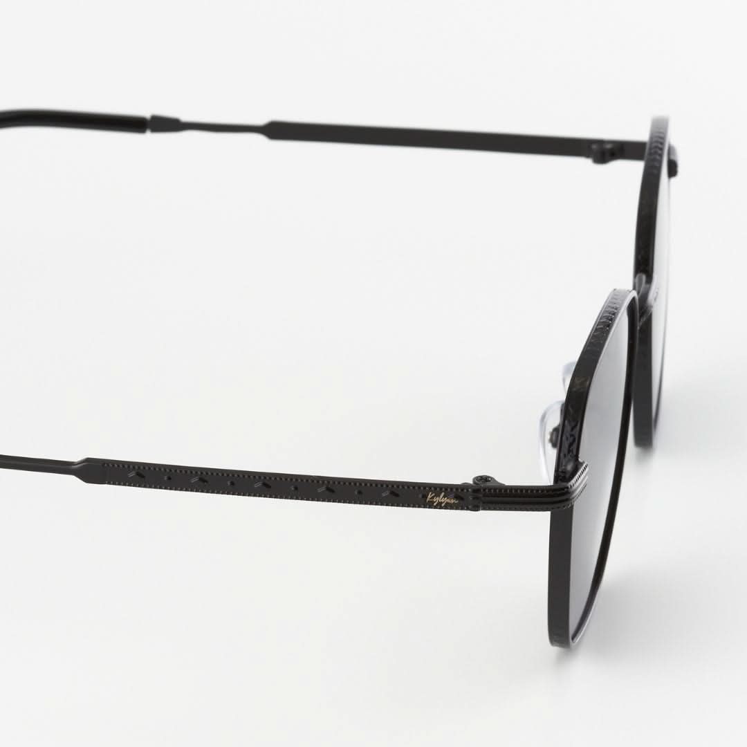 Jesse Black napszemüveg