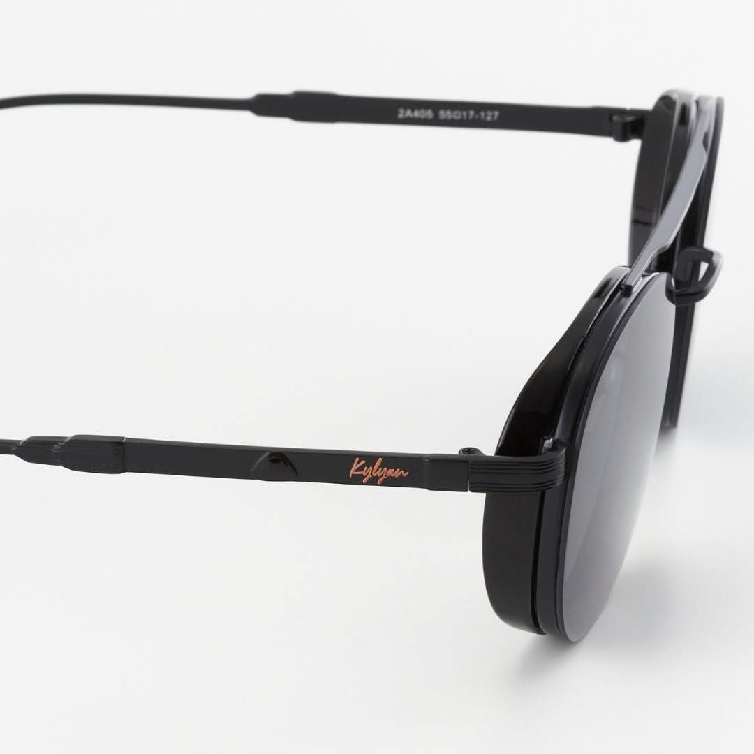 Larissa Black napszemüveg