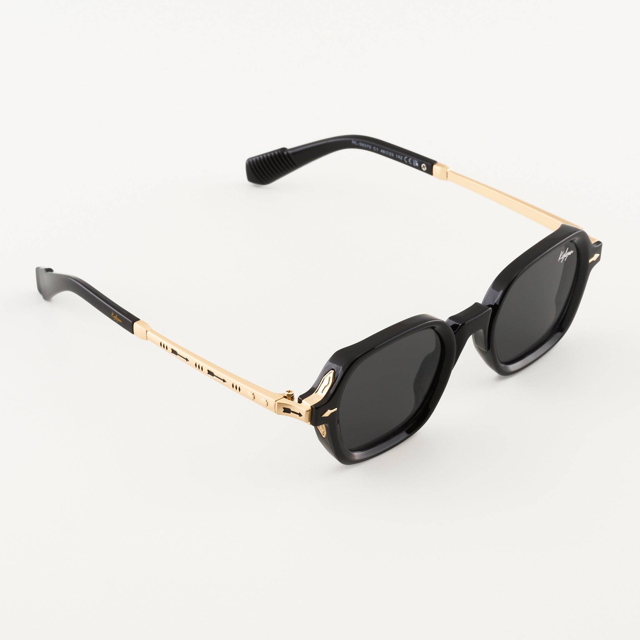 Paul Black napszemüveg