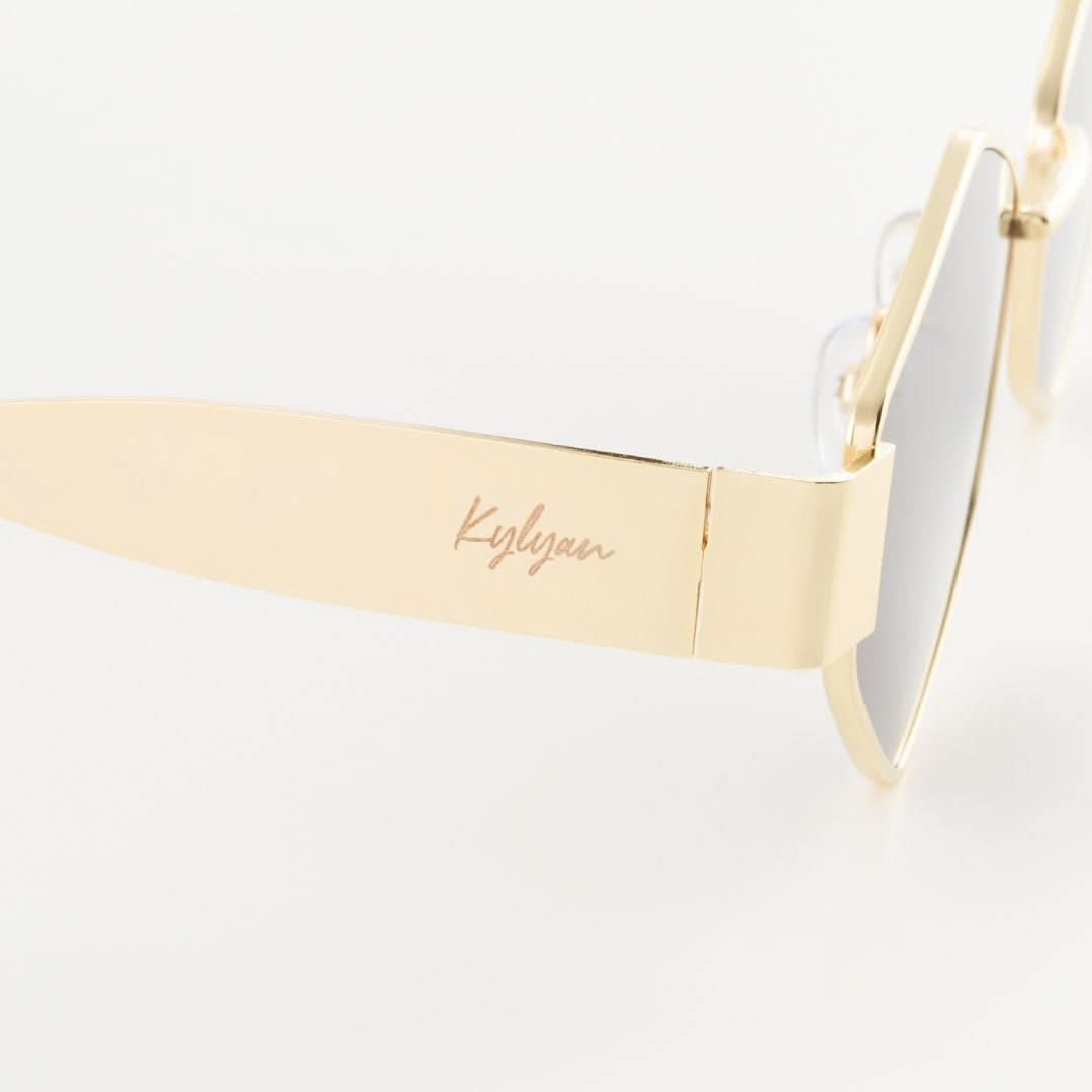 Salina Gold napszemüveg