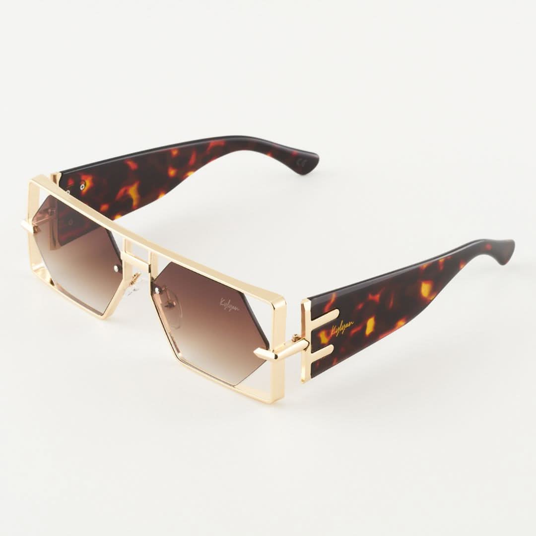 Zaire Brown napszemüveg