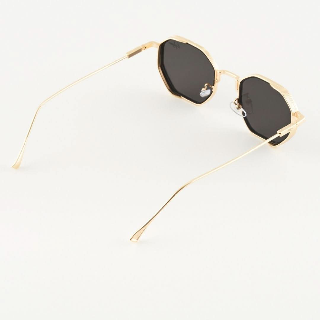 Charlie napszemüveg