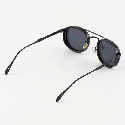 Larissa Black napszemüveg