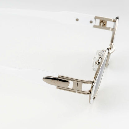 Linnet White napszemüveg