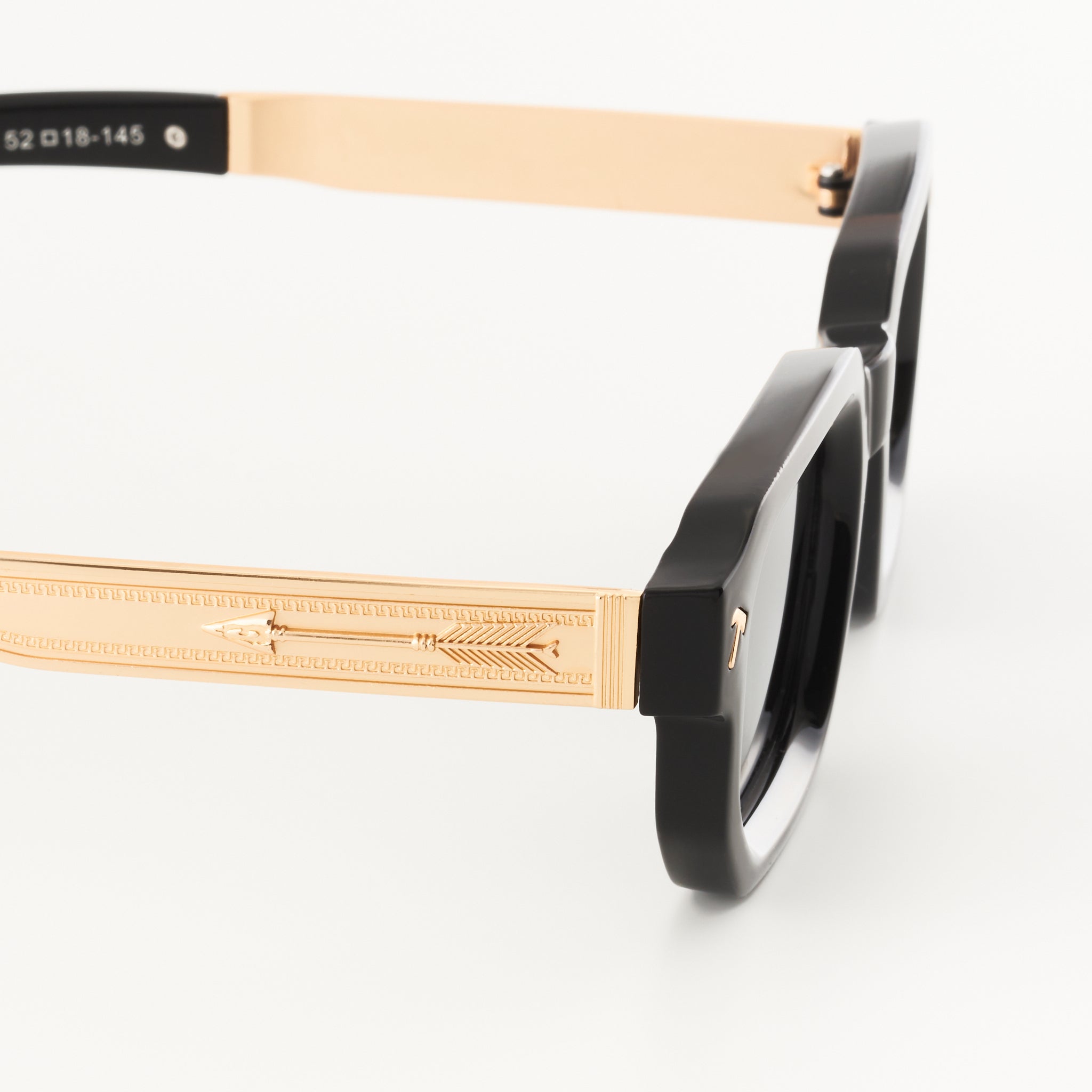 Luca Black napszemüveg