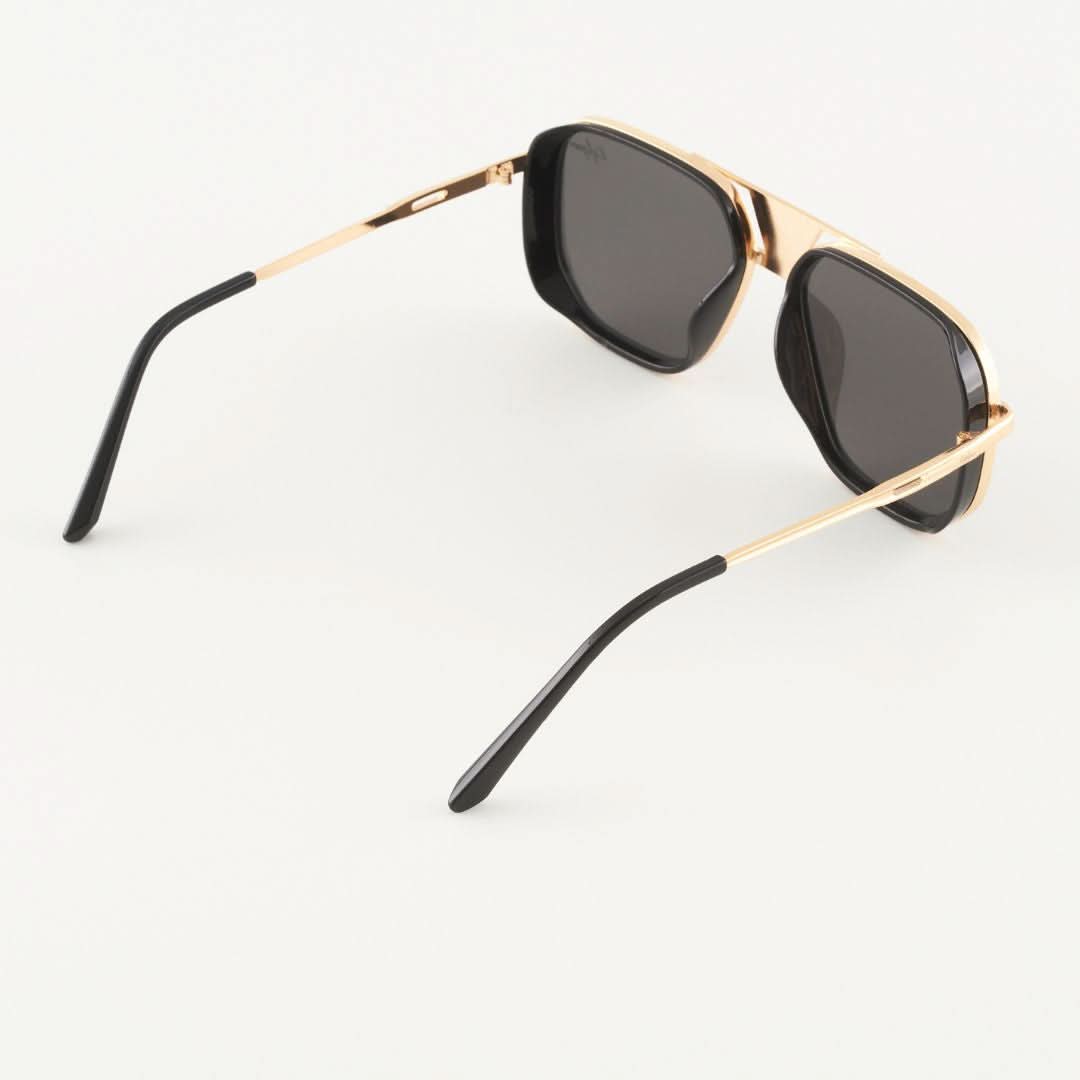 Matthias napszemüveg