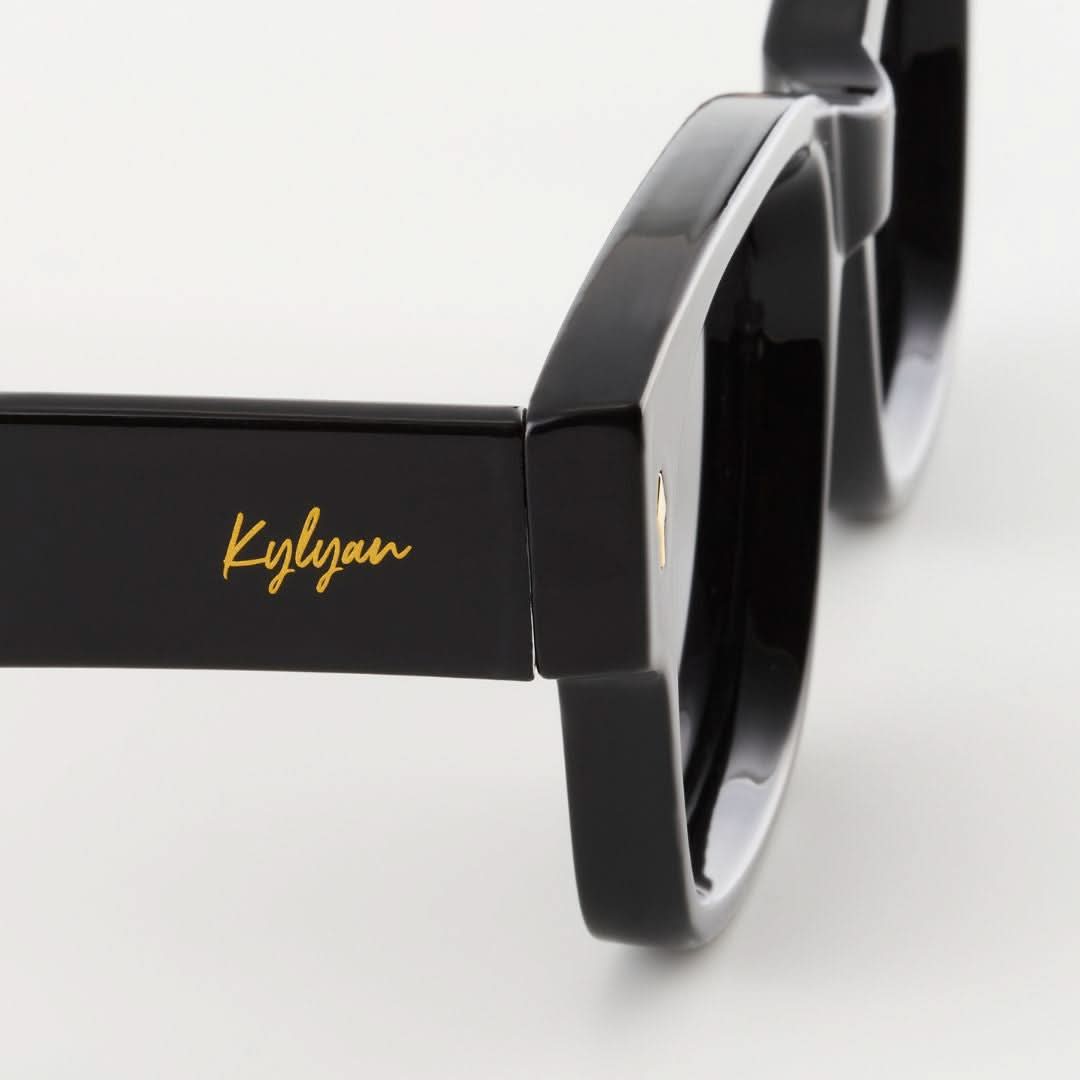 Mia Black napszemüveg