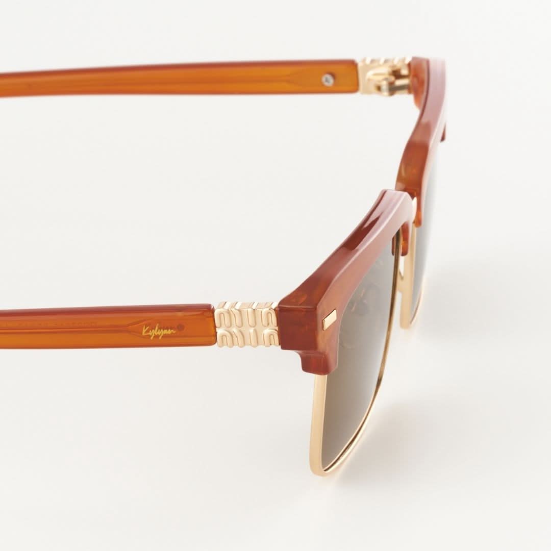 Paxton Brown napszemüveg