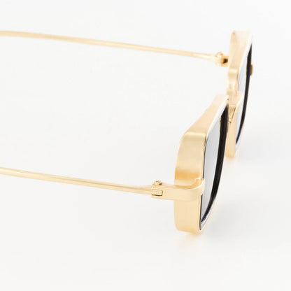 Richard Gold napszemüveg