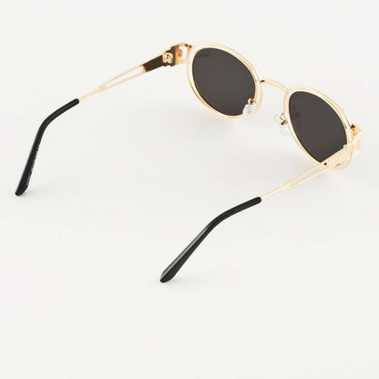 Teressa napszemüveg